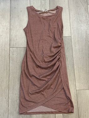 Leith Sleeveless Ruched Wrap-Front Midi Dress in Mauve